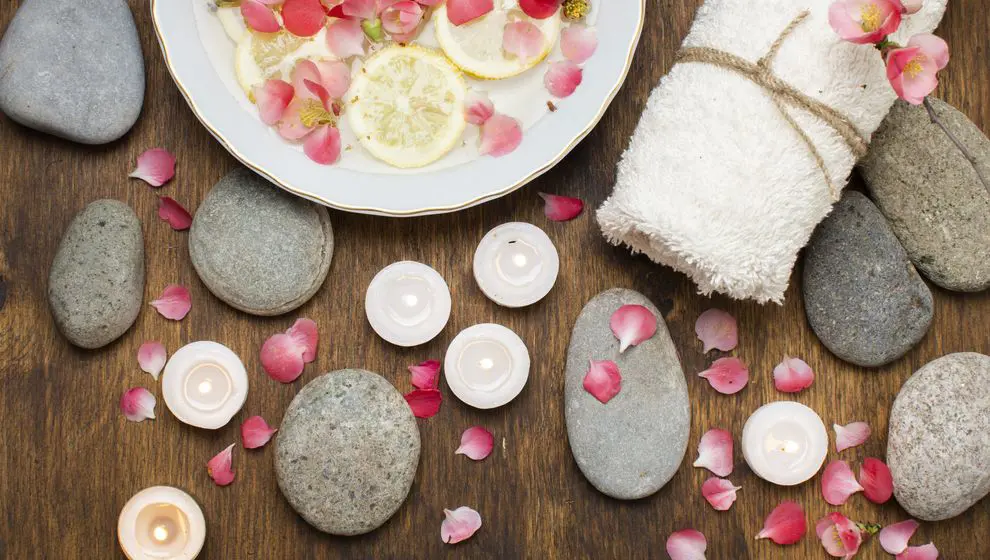 The Healing Power of Herbal Oil Massage